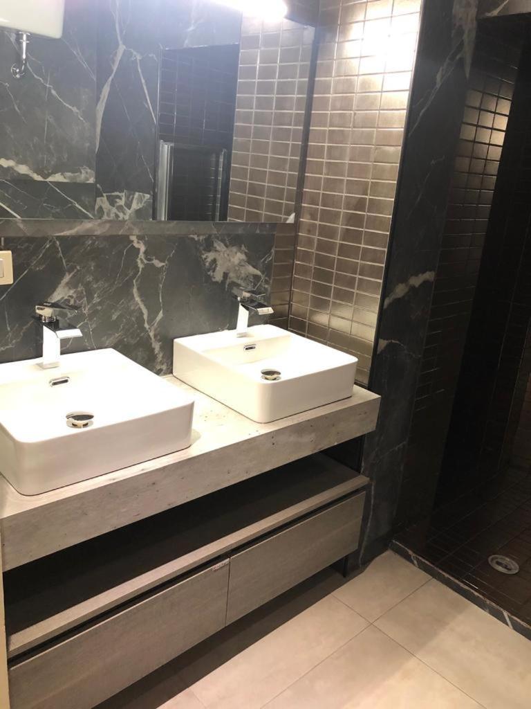 Bross Apartament Салерно Екстериор снимка